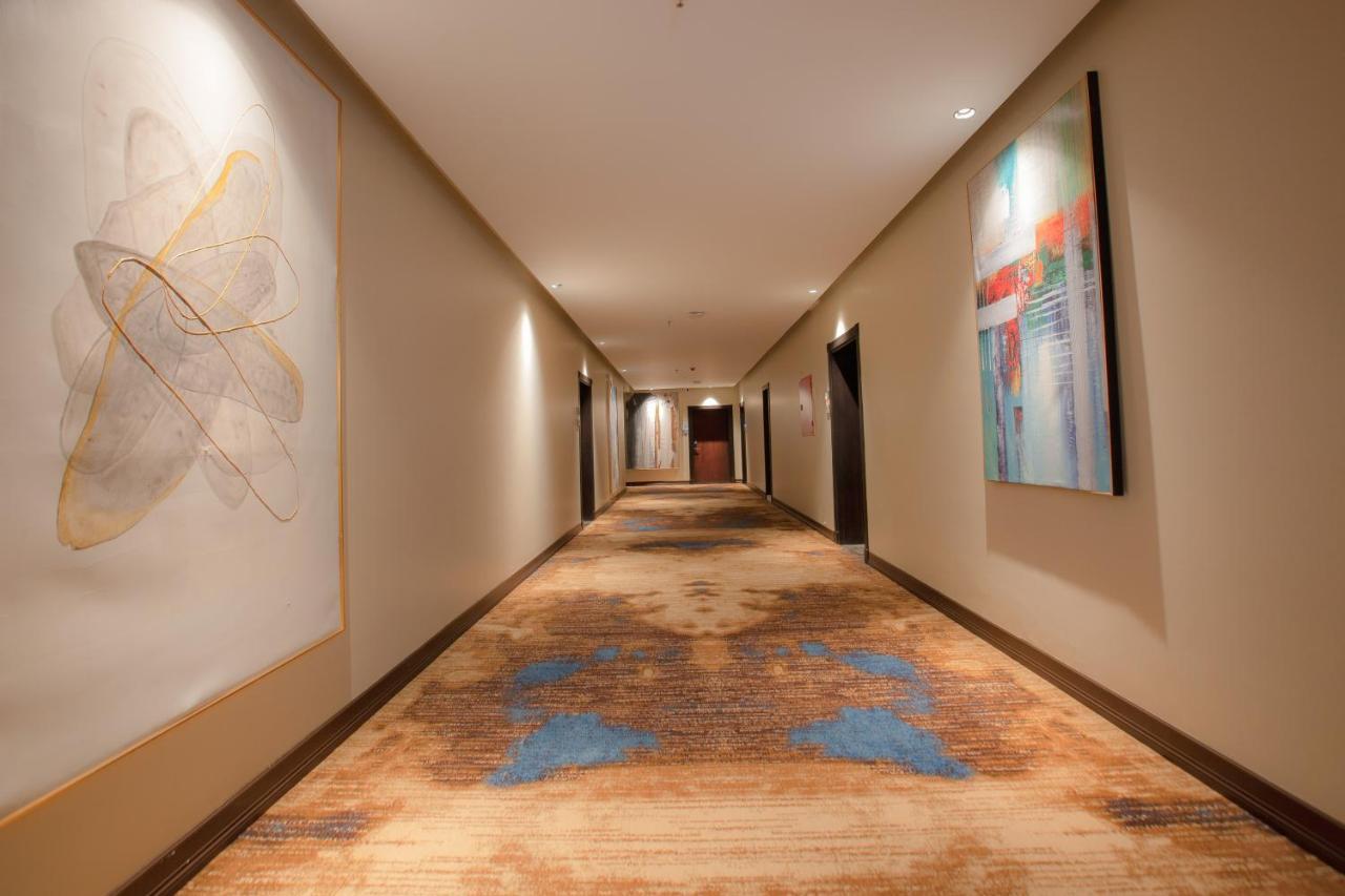 Ahad Rafidah Azar Hotel מראה חיצוני תמונה