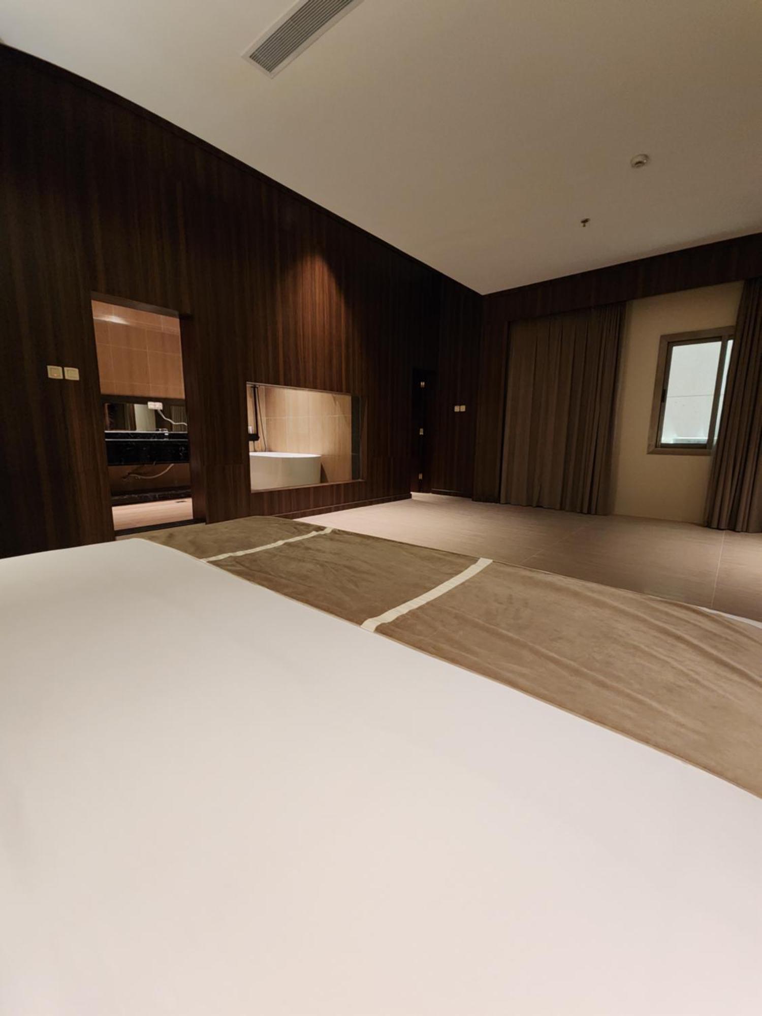 Ahad Rafidah Azar Hotel מראה חיצוני תמונה